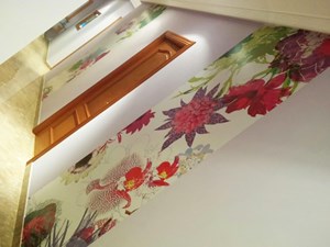 Cómo elegir el vinilo decorativo perfecto para tu oficina o tienda