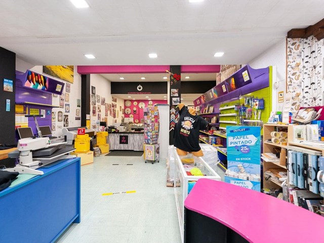 ¿Cómo te aconsejamos en nuestra imprenta en Vigo sobre el tipo de encuadernación para tu trabajo?